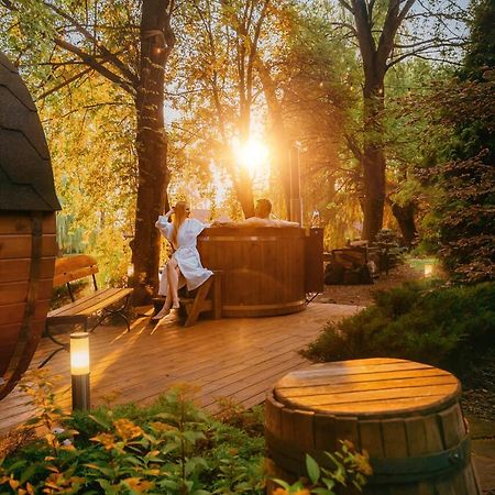 Zacisze Nad Nida Resort Pinczow Exterior foto